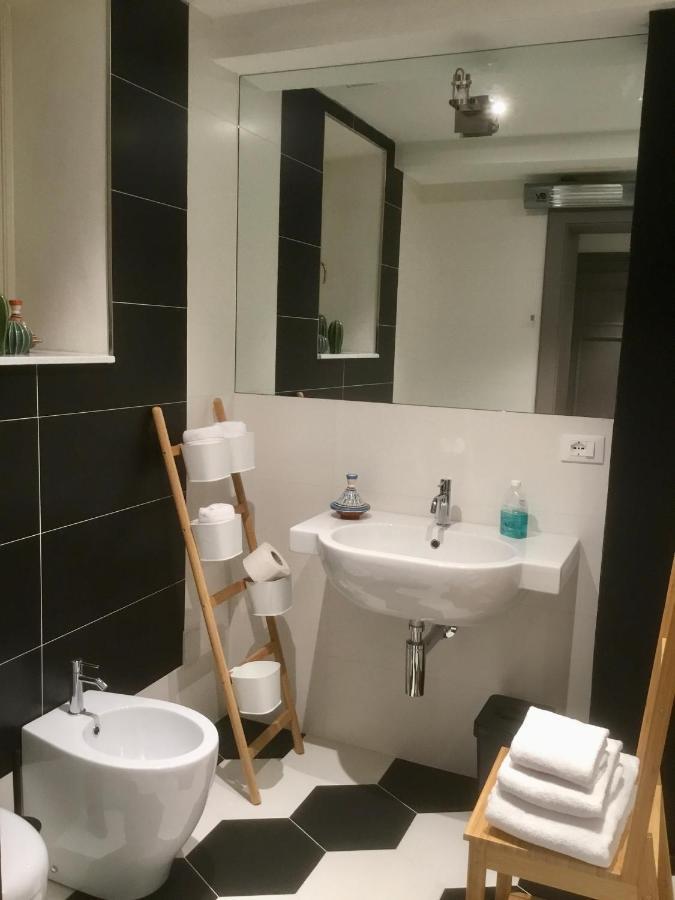 Apartamento Torre Guinigi Luxury Loft Nel Centro Storico Di Lucca Exterior foto